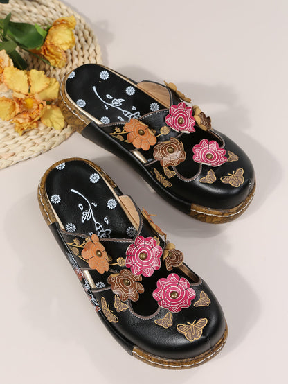 Sandalias de punta redonda con estampado floral bohemio de Isabella Sol