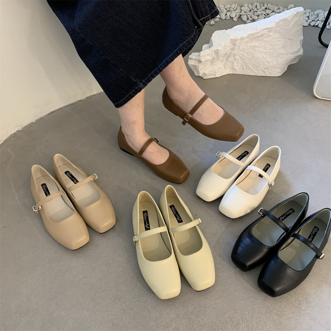 Chic Everyday Isabella Sol Low Heel Mary Janes