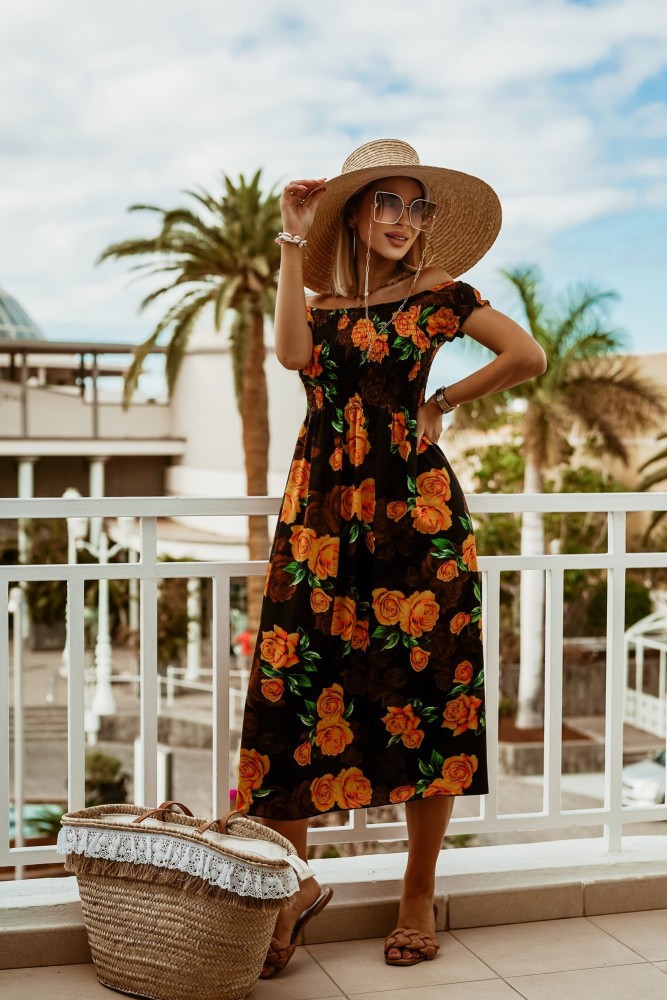 Vestido de verano estampado estilo boho con hombros descubiertos de Isabella Sol