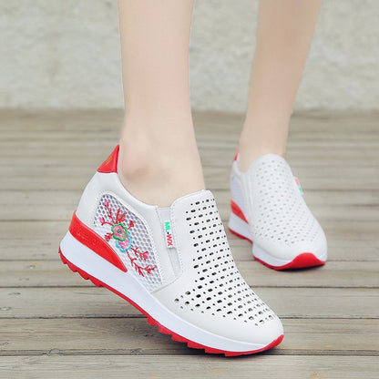 Mocasines sin cordones bordados de Isabella Sol