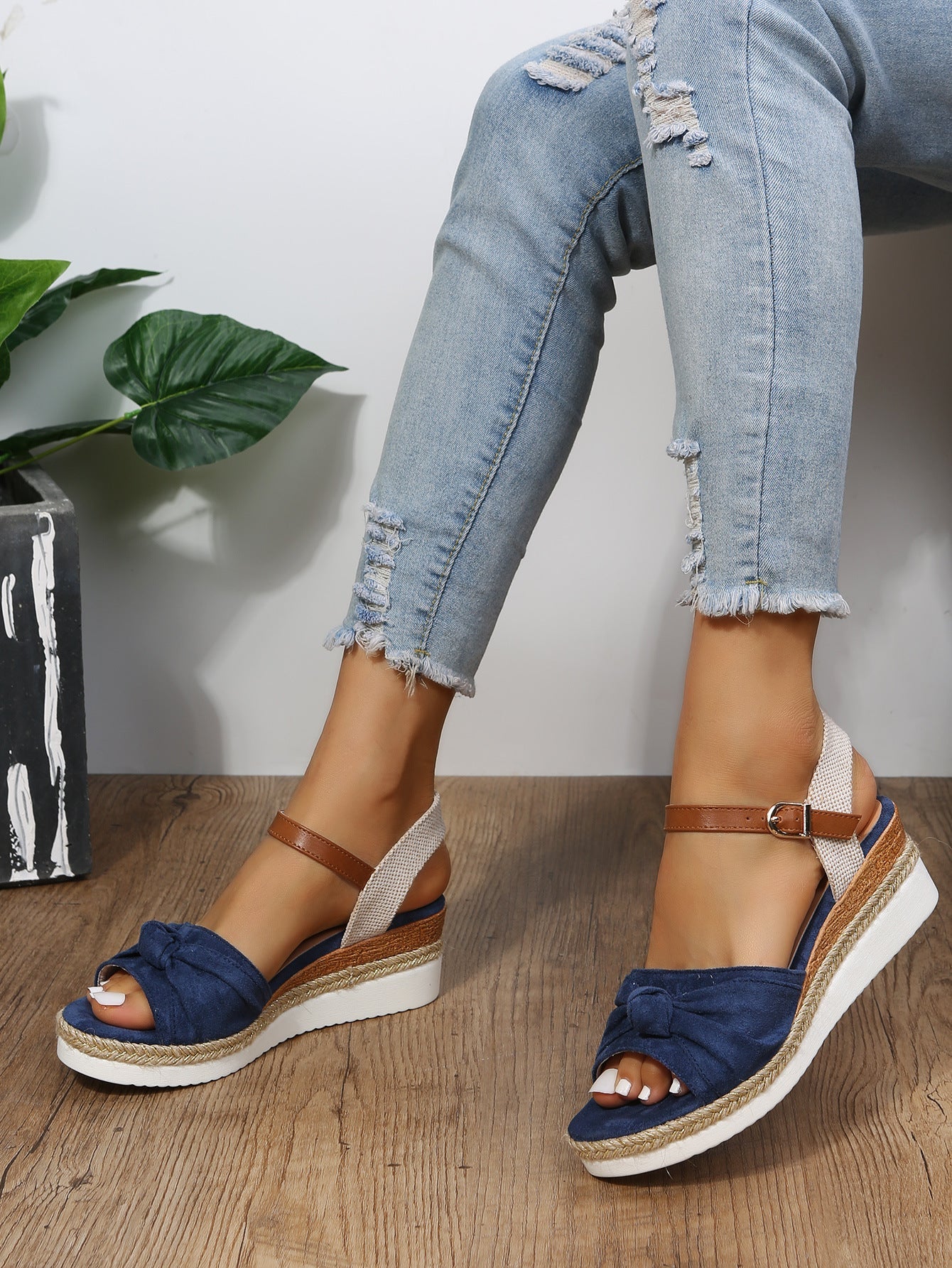 Elegantes sandalias de plataforma de Isabella Sol
