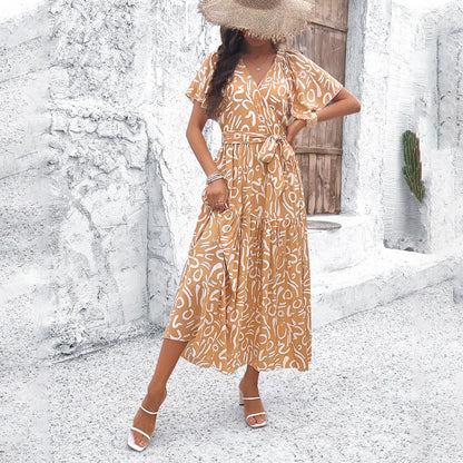Elegante vestido midi geométrico de manga corta de Isabella Sol