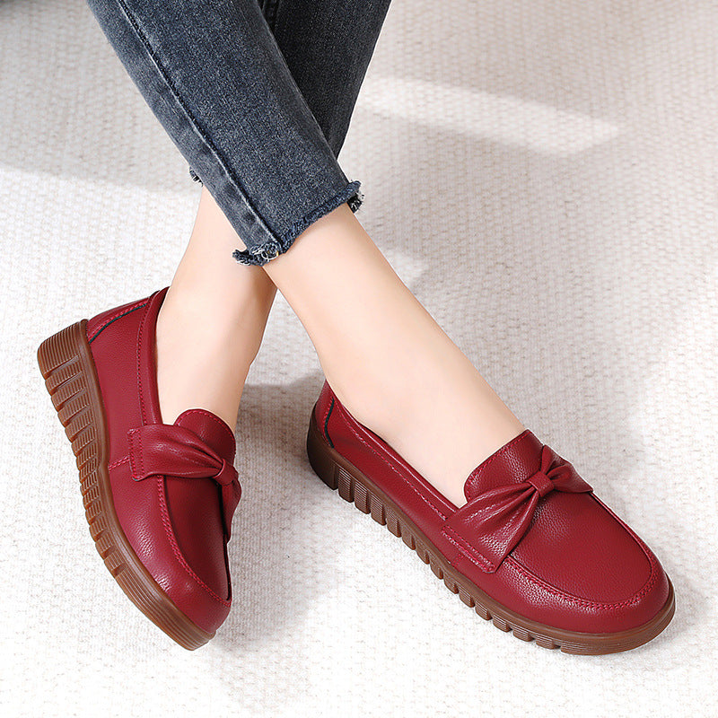 Elegante y confortable. Mocasines planos de piel Isabella Sol.