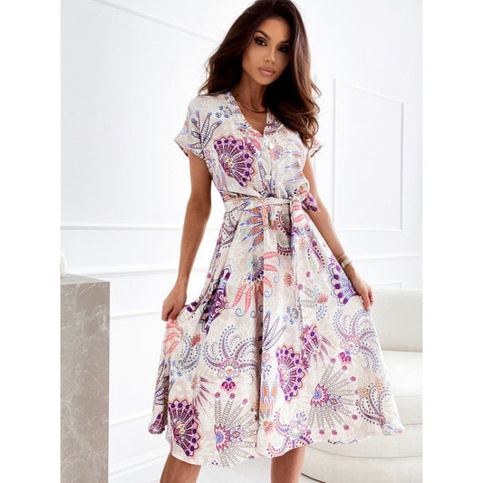 Vestido de verano con escote en V y estampado floral vibrante de Isabella Sol