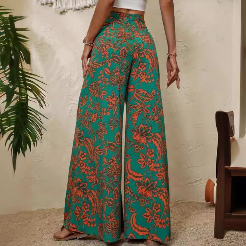 Elegantes pantalones anchos con estampado floral de Isabella Sol.