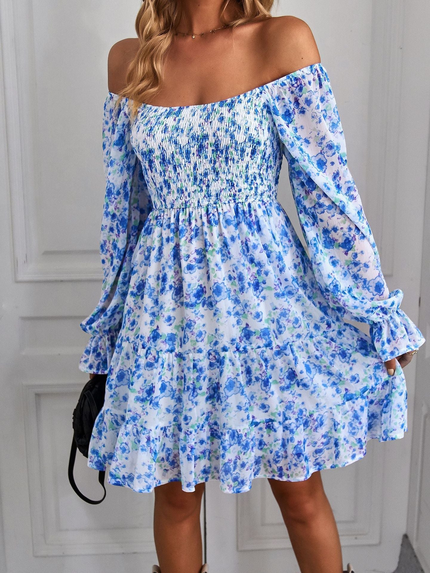 Vestido bohemio con estampado floral de Isabella Sol