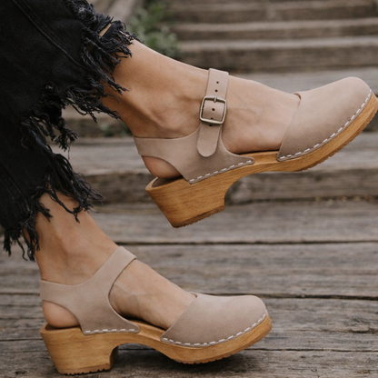 Elegantes sandalias de plataforma de Isabella Sol