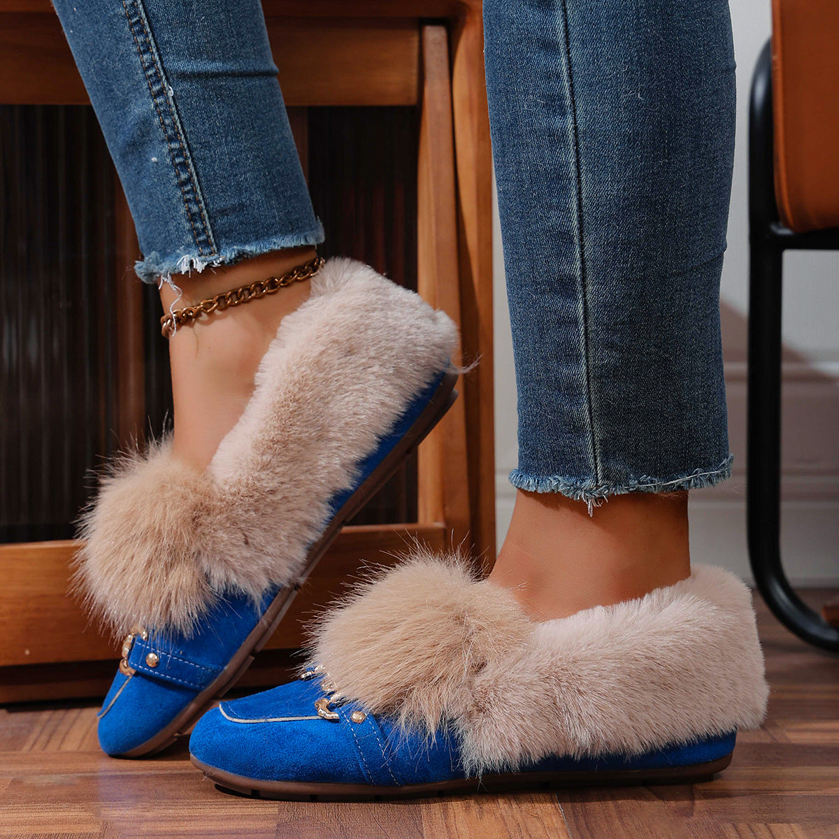 Mocasines de felpa aterciopelada de Isabella Sol