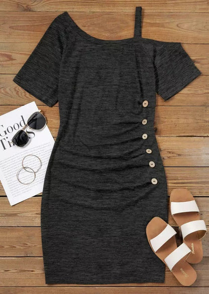 Elegante vestido con hombros diagonales de Isabella Sol