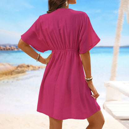Elegante vestido de playa de encaje y seda helada de Isabella Sol.