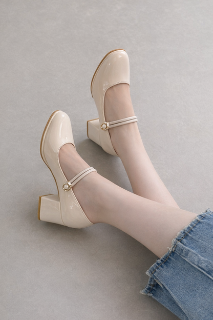 Zapatos de tacón alto estilo Mary Jane de Isabella Sol