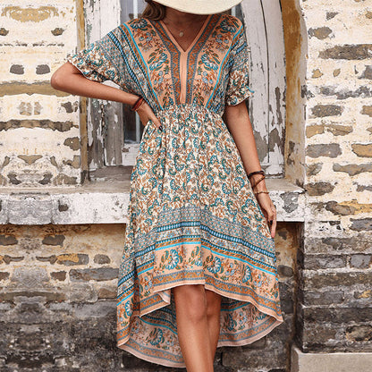 Vestido vintage con estampado floral de Isabella Sol Summer